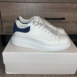 Alexander McQueen Men’s Oversized Leather Platform Sneakers